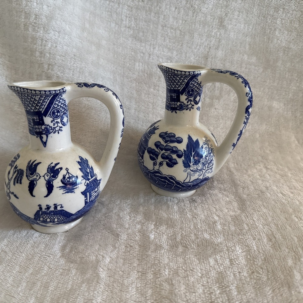 Antique Blue Willow Pattern  Set - Made in Japan - 5in. Tall Pitcher - Picture 8 of 11